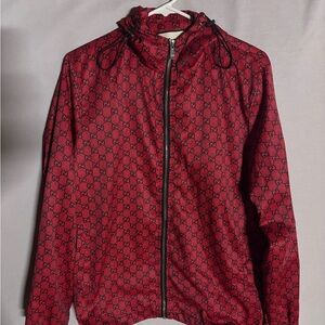 Gucci Red GG Patterned Men's windbreaker jacket with hood, medium